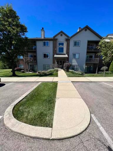 Main picture of 8909 Eagleview Dr