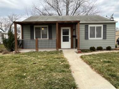 Main picture of 1311 39th St