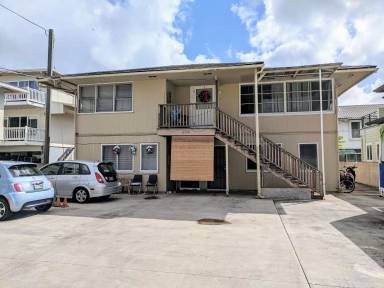 Main picture of 909 Pumehana St