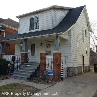 Main picture of 15879 Normandy St