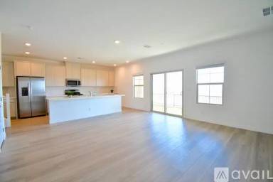 Main picture of 600 N Carriage Hl Dr