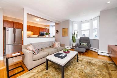 Main picture of 85 E Brookline St