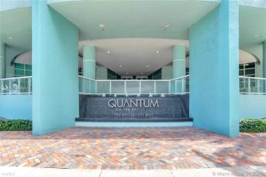 Main picture of Quantum on the Bay