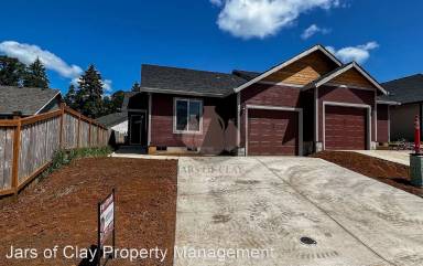 Main picture of 342 NW Hope Ct