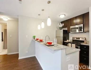 Main picture of 1818 North Halsted