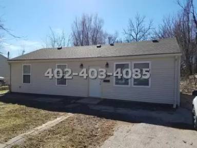Main picture of 3827 Valley St