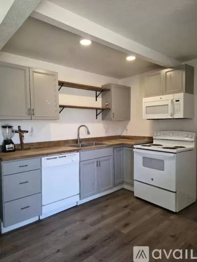 Main picture of 1746 E 23rd St