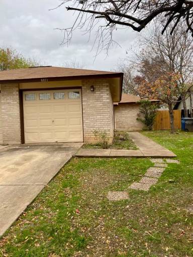 Main picture of 8873 Meadow Trace St
