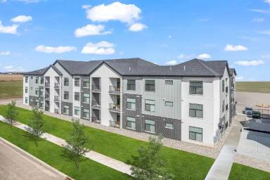 Main picture of The Residences at Victory Ranch