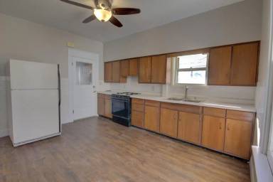 Main picture of 514 S Clark St