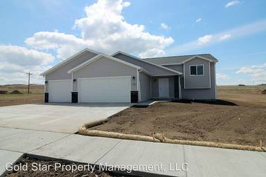Main picture of 703 Cobblestone Loop SW
