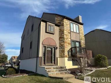Main picture of 130 Diamond Ln