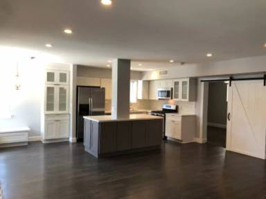Main picture of 316 W Pierson St