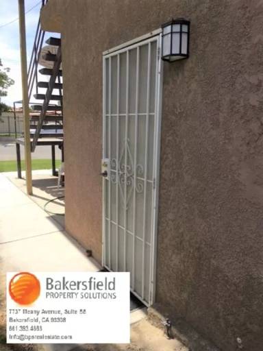 Main picture of 2504 Dracena St