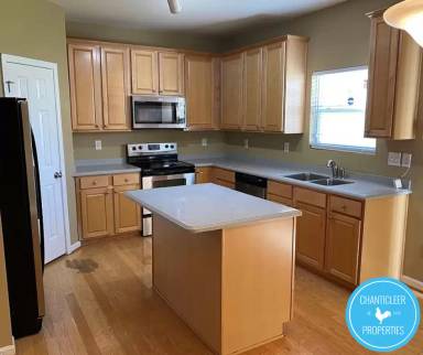 Main picture of 14 Arbor Hill Pl