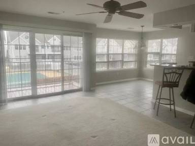 Main picture of 297 Girard St