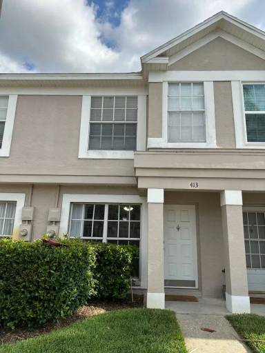 Main picture of 413 Kensington Lake Cir