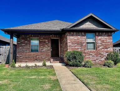 Main picture of 3704 SW Capstone Ct
