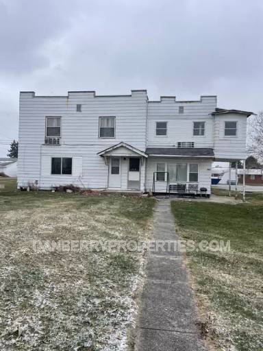 Main picture of 220 N Main St