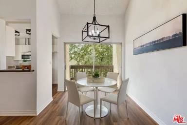 Main picture of 6306 Summertime Ln