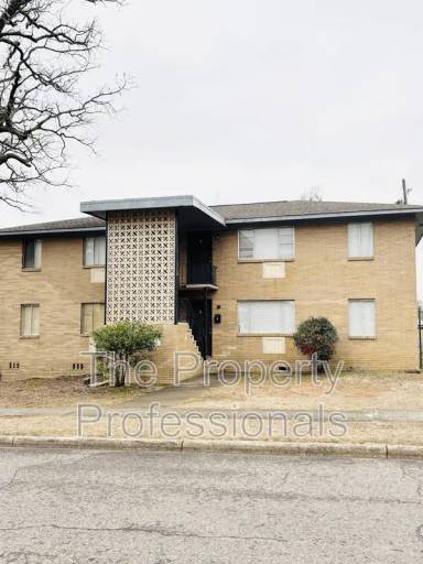 Main picture of 712 Vanderbilt St