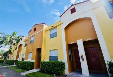 Main picture of Sorrento Lakes