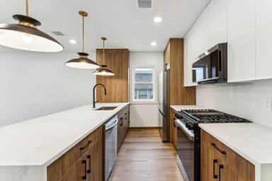 Main picture of 84 Hollywood Ave - 2