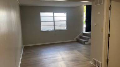 Main picture of 807 Washington Ave