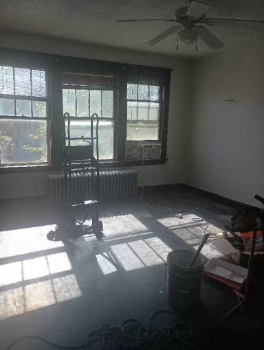 Main picture of 33 Elmwood Ave
