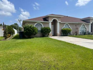 Main picture of 662 Yak Ct