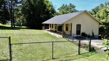 Main picture of 8015 Andersonville Pike
