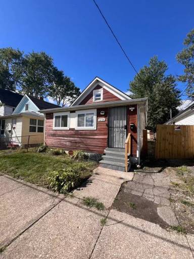Main picture of 3204 W 71st St