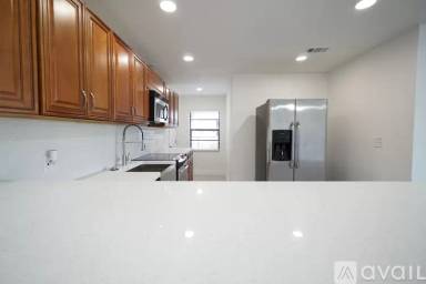 Main picture of 661 NW 23rd Ter