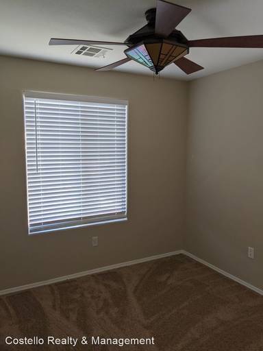 Main picture of 4822 Castle Lake Ct