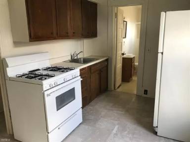 Main picture of 844 Bush St