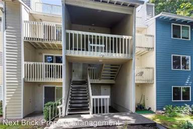 Main picture of 9474 Redmond Woodinville Rd NE