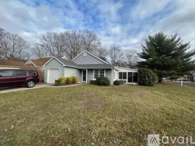 Main picture of 707 Osprey Ct