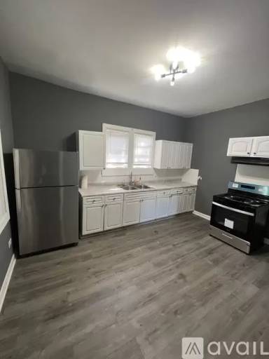 Main picture of 5242 S Albany Ave