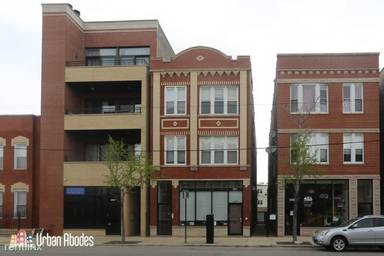 Main picture of 2138 W Chicago Ave