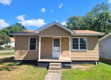 Main picture of 141 Marvin Blvd
