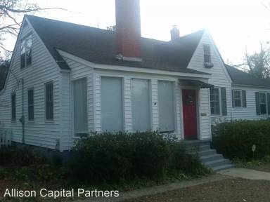 Main picture of 2611 Pecan Dr
