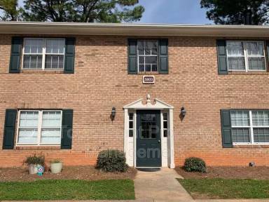 Main picture of 5803 Hunting Ridge Ln