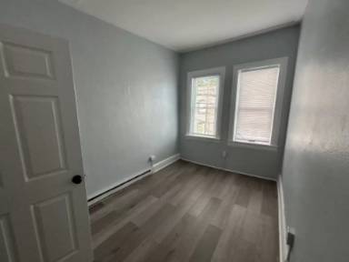 Main picture of 430 Manor St