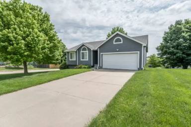 Main picture of 3321 N 200th Ave