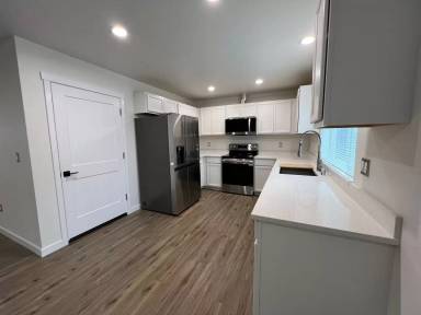 Main picture of 863 Cook Rd
