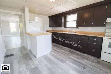 Main picture of 3202 Beaver Ave