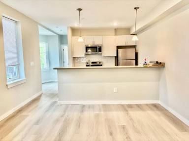 Main picture of 5356 Cedar Ave