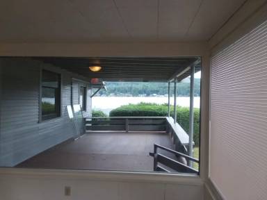 Main picture of 2889 Lake Whatcom Blvd