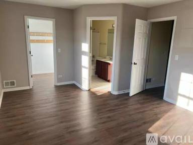 Main picture of 2718 Cedar Glade Rd