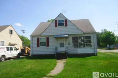 Main picture of 24900 Devoe Ave